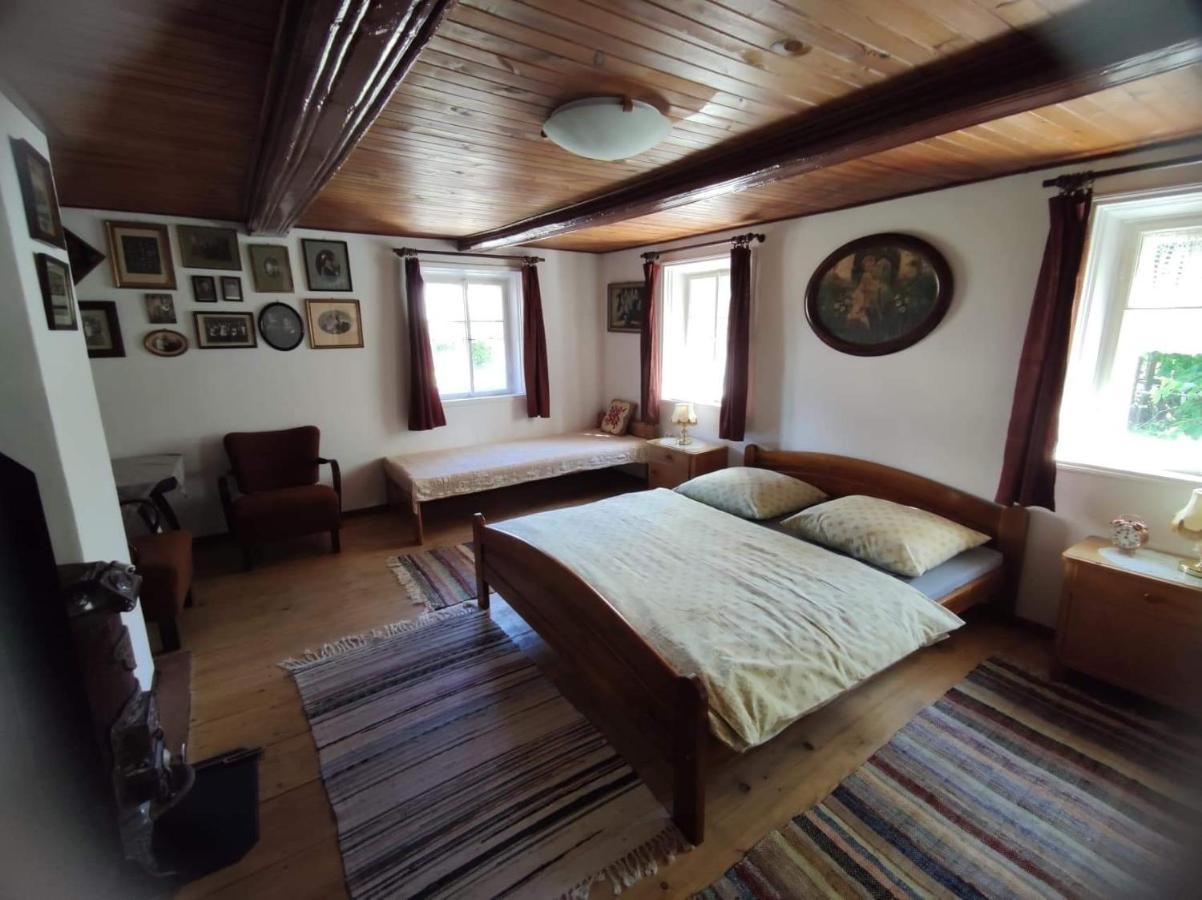 Cafe Nostalgie Ctyrluzkovy Apartman Krásná Lípa Exterior foto